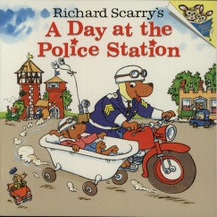 Richard Scarry - Richard Scarry's - A Day at the Police Station