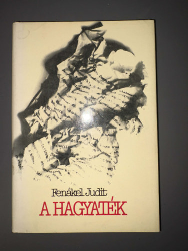 Fen�kel Judit, Szerk.: M�rv�ny Judit - A hagyat�k - Egyedi term�kfot�
