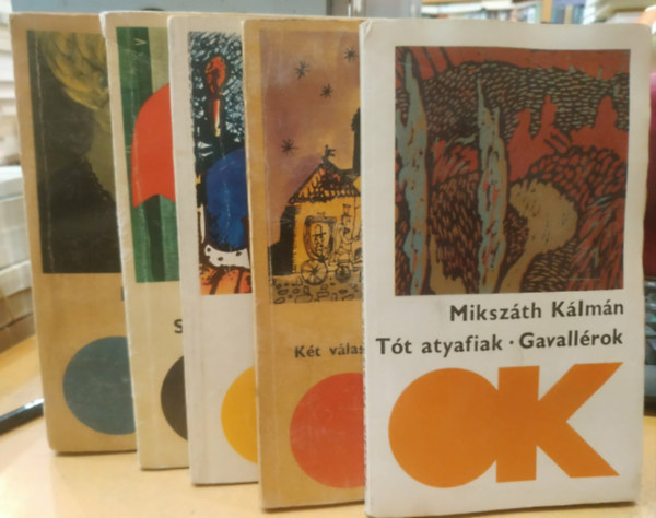Miksz�th K�lm�n - 5 db Miksz�th K�lm�n: A fekete v�ros + Egy �j az Arany Bog�rban + K�t v�laszt�s Magyarorsz�gon + Szent P�ter eserny�je + T�t atyafiak/Gavall�rok
