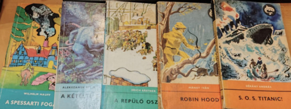 Dkny Andrs, Alekszandr Beljajev, Erich Kstner, Wilhelm Hauff Mndy Ivn - 5 db Delfin knyv: A ktlt ember + A repl osztly + A Spessarti fogad + Robin Hood + S. O. S. Titanic!