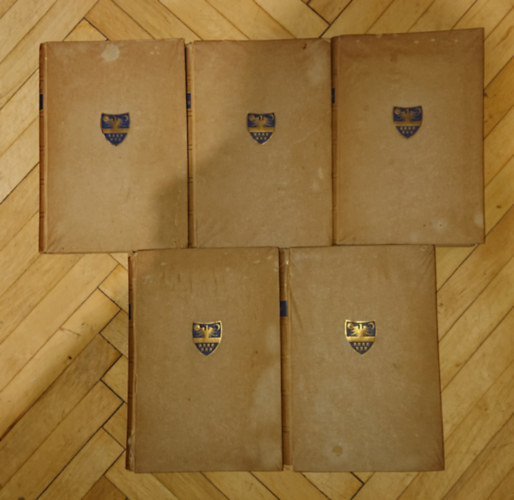 Erd�ly �r�ks�ge I-V. k�tet (T�nd�rorsz�g, S�rk�nyfogak, T�zpr�ba, A fejedelem, Apa �s fi�)