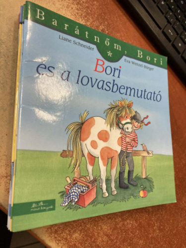 Liane Scheider & Eva Wenzel-B�rger - 6 db Bar�tn�m, Bori k�nyvcsomag