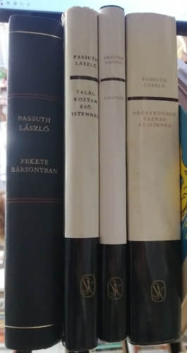 Passuth László - 4db-os Passuth László könyvcsomag: Fekete bársonyban+ Aranyködben fáznak az Istenek+ Találkoztam Esőistennel+ Lagúnák