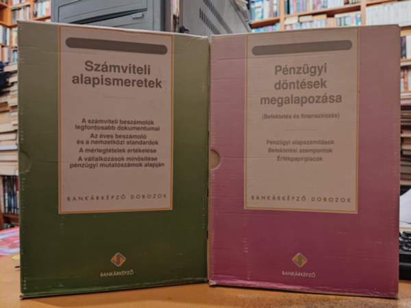 Bankrkpz - 2 db Bankrkpz dobozok: Pnzgyi dntsek megalapozsa + Szmviteli alapismeretek