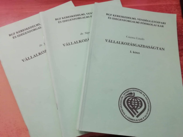 Dr. Csizma L�szl� - V�llalkoz�sgazdas�gtan I-III.