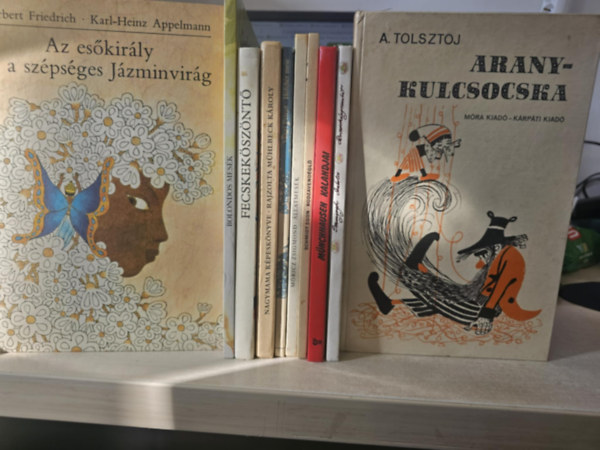 Szunyogh Szabolcs, G. A. Bürger, Scmidt Egon, Móricz Zsigmond, Valeri Petrov, Mühlbeck Károly rajzaival, Kolozsvári Granpierre Emil, Cakó Ferenc, Friedrich-Appelmann A. Tolsztoj - 10db mesekönyv, KÖNYVMENTŐ AJÁNLAT: Aranykulcsocska+ Boszorkányszombat+ Münchausen kalandjai+ Bodzavendéglő+ Állatmesék+ Hófehér mese+ Nagymama képeskönyve+ Fecskeköszöntő+ Bolondos mesék+ Az esőkirály és a szépséges Jázminvir