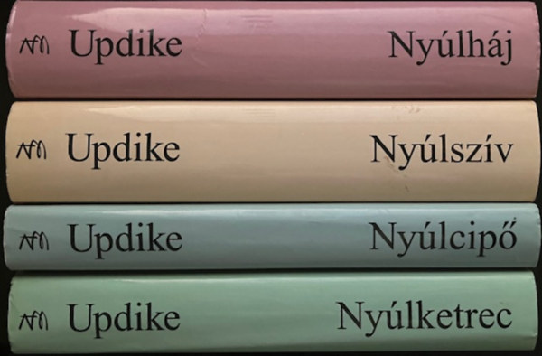 John Updike - John Updike knyvcsomag (4 ktet)