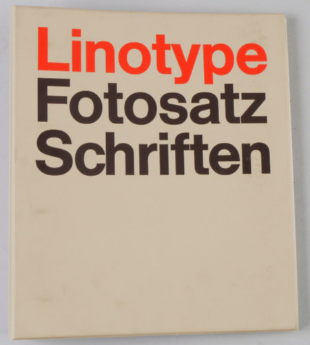 Letterproef met lettertypes voor fotozetten van Linotype (Bet�t�pus fotoszed�sre a Linotype-t�l)