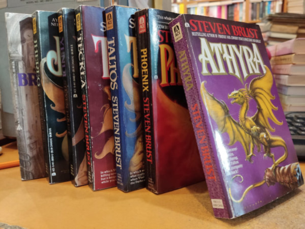 Steven Brust - 7 db Steven Brust: Brokedown Palace + Jhereg + Yendi + Teckla + Taltos Phoenix + Athyra