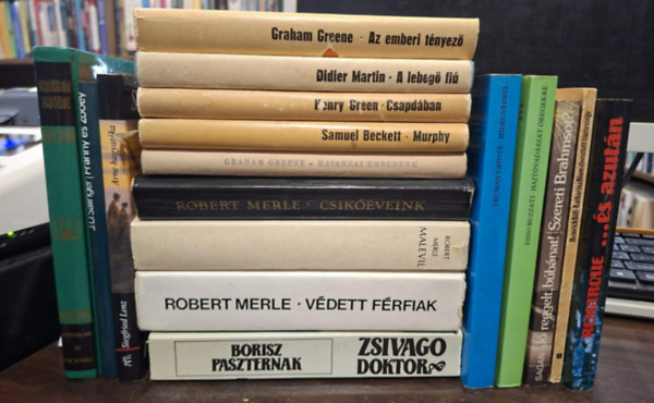 Henry Green, Francoise Sagan, Robert Merle, Erich Maria Remarque, Heinrich Böll, Graham Greene, Samuel Beckett, Truman Capote, Dino Buzzati, J. D. Salinger, Siegfried Lenz, Didier Borisz Paszternak - 17db regény,KÖNYVMENTŐ AJÁNLAT: Zsivago doktor, Csapdában, Jó reggelt, búbánat!-Szereti Brahmsot?, Csikóéveink, Védett férfiak, Malevil, ...és azután, Katharina Blum elveszett tisztessége, Havannai emberünk, Murphy, Hidegvérrel, Hajt