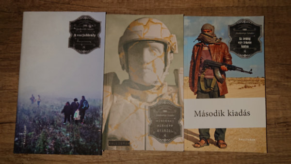 Jászberényi Sándor - 3 kiváló könyv Jászberényi Sándortól: A varjúkirály, Mindenki másképp gyászol, Az ördög egy fekete kutya