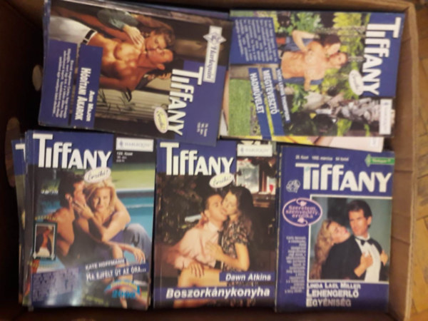 230 db Tiffany füzet