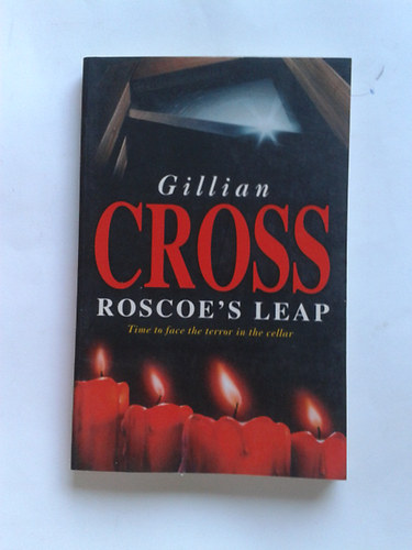 Gillian Cross - Roscoe's Leap