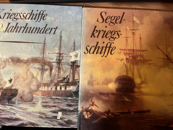 2 db hadihajókról szóló könyv német nyelven