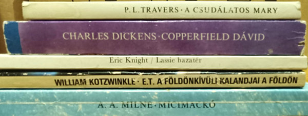 Eric Knight, William Kotzwinkle, Charles Dickens, P. L. Travers A. A. Milne - Ifj�s�gi k�nyvcsomag