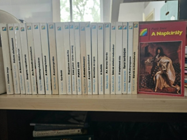 Ugo Rankl - Daniel P. Mannix / Malcolm Cowley - John Gillingham - Stan Steiner - David Howarth - Irving Stone - Rudolf P�rtner - Radko Pytl�k - Csorba L�szl� - Jadwiga Dackiewicz - Katona Kov�cs - 23db Sziv�rv�ny k�nyvek sorozatb�l, K�NYVMENT� AJ�NLAT: A Szentl�lek lovagja + Fekete elef�ntcsont + A R�zs�k H�bor�ja + Szeg�ny s�padtarc� + Az Armada pusztul�sa + Ellens�g a h�zban + A viking kaland + A csavarg� liba + Garibaldi