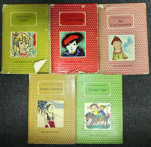 Thury Zsuzsa, Karin Michaelis, Csiki Kov�cs D�nes, Astrid Lindgren Gergely M�rta - (5db) P�tty�s K�nyvek ifj�s�gi k�nyvcsomag a 8-11. �ves koroszt�ly sz�m�ra: Sz�szi / A francia kisl�ny / Bibi �s az �sszeesk�v�k / T�nd�r a havason / Harisny�s Pippi