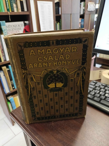 A magyar csal�d aranyk�nyve III. k�tet
