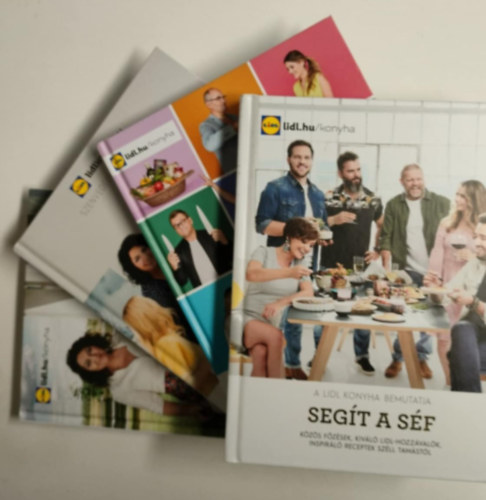 nincs megadva - 4db Lidl Konyha Szak�csk�nyv. Hazai �zutaz�s - A f�z�s mindenki� - Seg�t a s�f - Megint seg�t a s�f