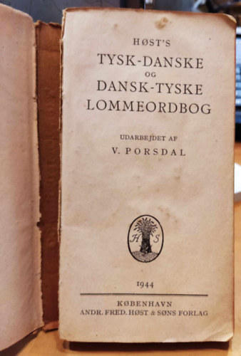 Host's Tysk-Danske og Dansk-Tyske Lommeordbog