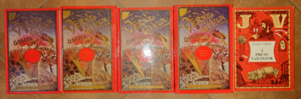 4 kem�nyk�t�s� reprint Jules Verne reg�ny �s egy puhat�bl�s aj�nd�kba: A "Cynthia" haj� t�rt�nete, H�rom orosz �s h�rom angol, Vil�g ura, Strogoff Mih�ly utaz�sa + Pr�mvad�szok