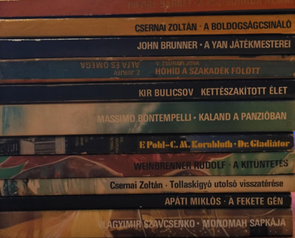 John Brunner, Zsuravljova, V.-Jurjev, Z., Pierre Barbet, Vlagyimir Szavcsenko, Apti Mikls, Weinbrenner Rudolf, Pohl, F.-Kornbluth, C.M., Massimo Bontempelli, Kir Bulicsov Csernai Zoltn - Kozmosz fantasztikus knycsomag 11 db