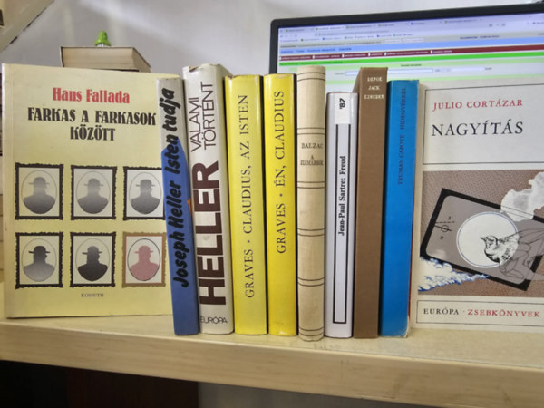 Truman Capote, Daniel Defoe, Jean-Paul Sartre, Robert Graves, Joseph Heller, Hans Fallada, k�nyvcsomag Julio Cort�zar - 10db vil�girodalom, K�NYVMENT� AJ�NLAT: Nagy�t�s+ Hidegv�rrel+ Jack ezredes+ Freud+ A szam�rb�r+ �n Claudius+ Claudius az isten+ Valami t�rt�nt+ Isten tudja+ Farkas a farkasok k�z�tt