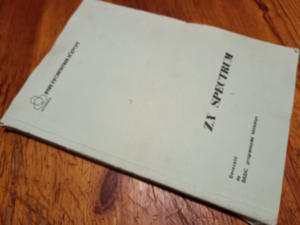 Dr. Makra Ern�n� - ZX Spectrum Bevezet� �s BASIC programoz�si k�zik�nyv