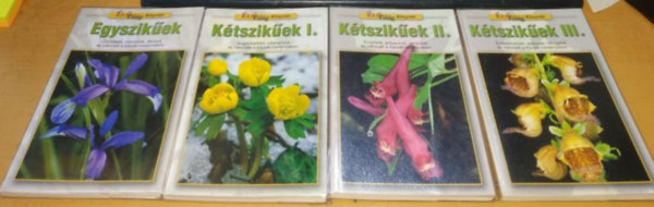 Ujhelyi Péter (szerk.) Molnár V. Attila (szerk.) - 4 db ÉlőVilág Könyvtár: Egyszikűek + Kétszikűek I.-III.