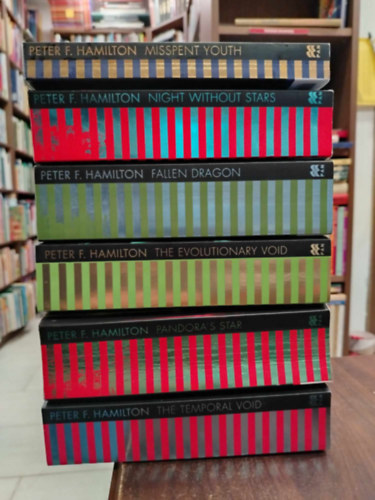Peter F. Hamilton - Peter F. Hamilton szett. Night without stars+Misspent youth+Fallen dragon+The evolutionary void+Pandpra's star+The temporal void