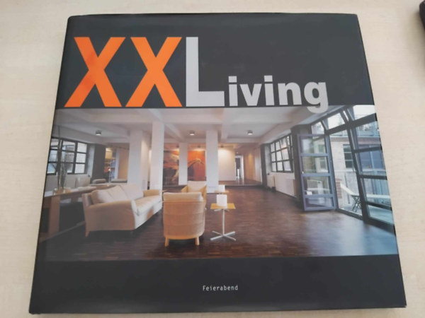 Lizzie Gilbert-Frege (editor) - XX LIVING