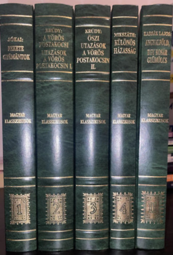 5 db Magyar Klasszikusok könyv: 1. Jókai: Fekete Gyémántok + 2-3.Krúdy: A vörös postakocsi, Utazások a vörös postakocsin I-II. + 4. Mikszáth: Különös házasság + 11.Kassák Lajos: Angyalföld, egy kosár gyümölcs