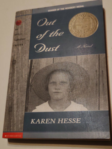 Karen Hesse - Out of the dust