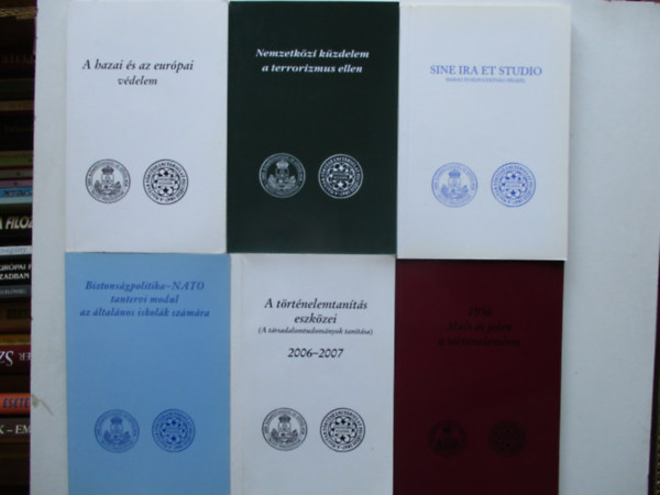 Dr. Szabolcs Ott� - 6 db k�nyv a t�rt�nelemtan�ri tov�bbk�pz�s kisk�nyvt�ra sorozatb�l