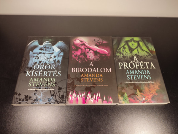 Amanda Stevens - A Srkertek Kirlynje I-III.