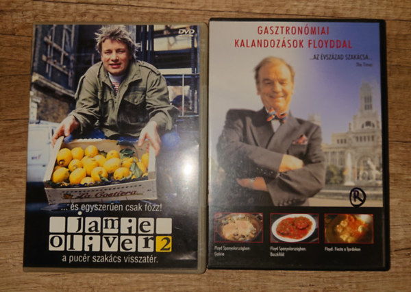 Jamie Oliver, Floyd - 2 angol mesterszak�cs gastron�miai kalandjai DVD-n: Gaszttron�miai kalandoz�sok Floyddal, ....�s egyszer�en csak f�zz - a puc�r szzak�cs visszat�r