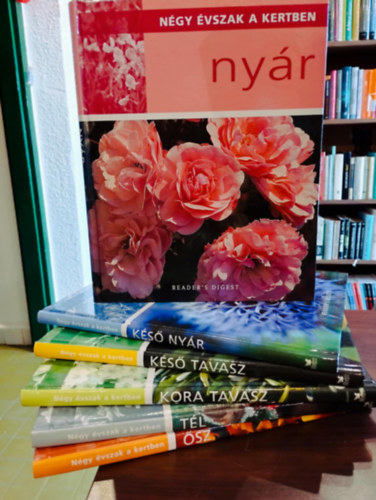 Négy évszak a kertben könyvcsomag 6 darabos KÖNYVMENTŐ AJÁNLAT: Nyár, Késő nyár, Késő tavasz, Kora tavasz, Tél , Ősz