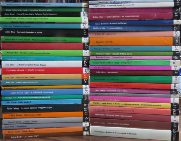 Vit�nyi Iv�n, Lengyel Gy�rgy, Balogh G�bor, Sz�cs L�szl�, Benke J�zsef, Pomog�ts B�la, F�r Lajos, Luk�cs Tibor, Kiss Bal�zs, Talli�n Tibor, G�czy Barnab�s, B�nfalvy Kopp�ny Gy�rgy - 48 k�tet a Gyorsul� id� sorozatb�l