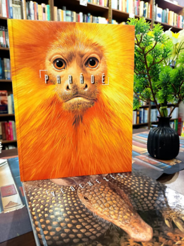 B.-Francis, J. Stonehouse - Parádé (az állatok viselkedése), Védekezés