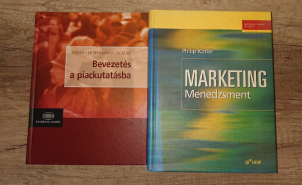 Veres-Hoffmann-Koz�k, Philip Kotler - 2 hasznos k�nyv piackutat�sr�l �s marketingr�l: Bevezet�s a piackutat�sba, Maarketing menedzser