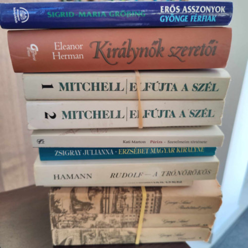 Francis Watson, Brigitte Hamann, Zsigray Julianna, Kati Marton, Margaret Mitchell, Eleanor Herman, Sigrid Maria Grssing Georges Sand - 10db-os trtnelmi regny KNYVMENT AJNLAT: Consuelo I-II. + Rudolstadt grfn+ Medici Katalin lete s kora+ Erzsbet magyar kirlyn+ Prizs-Szerelmeim trtnete +Elfjta a szl I-II. +Kirlynk szereti +