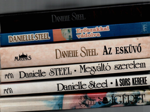 Danielle Steel - 6 db Danielle Steel könyv: Ígéret, A sors kereke, Megváltó szerelem, Az esküvő, A klón és én, Erőszakkal vádolva.