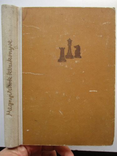 Panov-Esztrin - Megnyitások kézikönyve