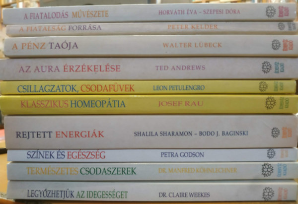Ted Andrews, Leon Petulengro, Peter Kelder, Walter Lübeck, Petra Godson - 10 db édesvíz könyv: A fiatalodás művészete; A fiatalság forrása; A pénz taója; Az aura érzékelése; Csillagzatok, csodafüvek; Klasszikus homeopátia; Legyőzhetjük az idegességet; Rejtett energiák; Színek és egészség; Természete