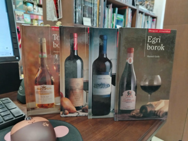 Boros Kroly Haraszti Gyula - KNYVMENT AJNLAT, 4 DB. "A borok kedvelinek" Egri borok + Szekszrdi borok + Villnyi borok + Tokaji borok