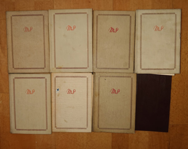 Márai Sándor - Márai Sándor 8 kötete klasszikus Révai kiadásban: Verses könyv, Szindbád hazamegy, Válás Budán, Az igazi, Ég és föld, Sirály, A négy évszak, Eszter hagyatéka