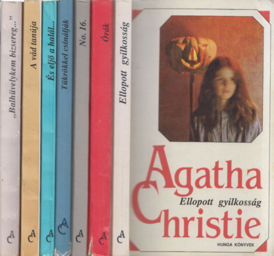 Agatha Christie - 7 db Agatha Christie regny: Ellopott gyilkossg + rk + No.16. + Tkrkkel csinljk + s elj a hall... + A vd tanja + Balhvelykem bizsereg