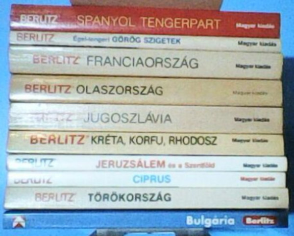 10db Berlitz zseb-tiknyv: Spanyol tengerpart + gei-tenger; Grg szigetek + Franciaorszg +  Olaszorszg + Jugoszlvia  (1991) + Jeruzslem s a Szentfld + Ciprus  + Trkorszg (1992) + Krta, Korfu, Rhodosz (1993) + Bulgria (20