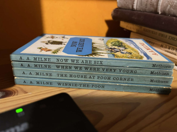 A. A. Milne - 4 db A. A. Milne books