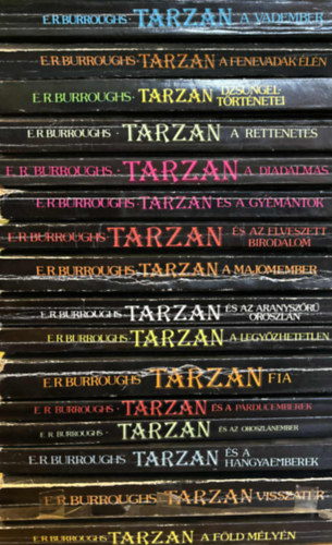 E. R. Burroughs - 17 db a Tarzan sorozatból